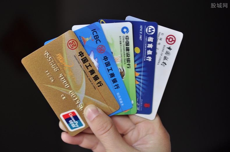 革新支付方式先鋒力量，最新銀行卡介紹與體驗