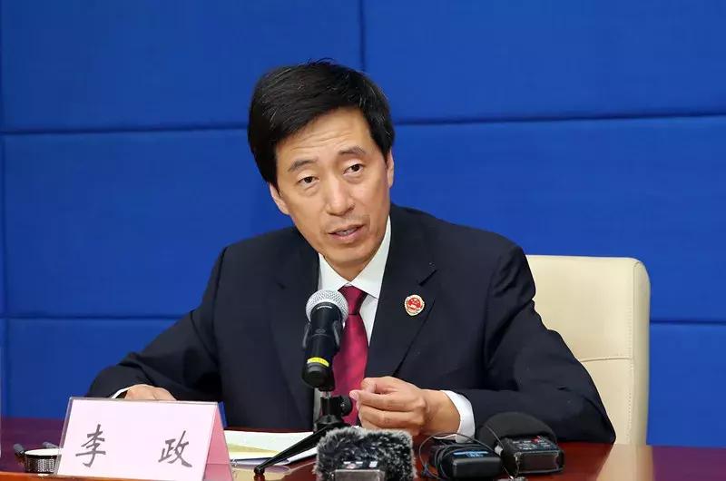 法治社會(huì)最新動(dòng)態(tài)解讀，法律新聞深度報(bào)道與法治新動(dòng)態(tài)分析