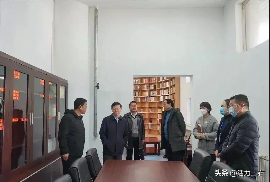 烏蘭縣圖書館領(lǐng)導團隊引領(lǐng)未來，塑造閱讀新篇章
