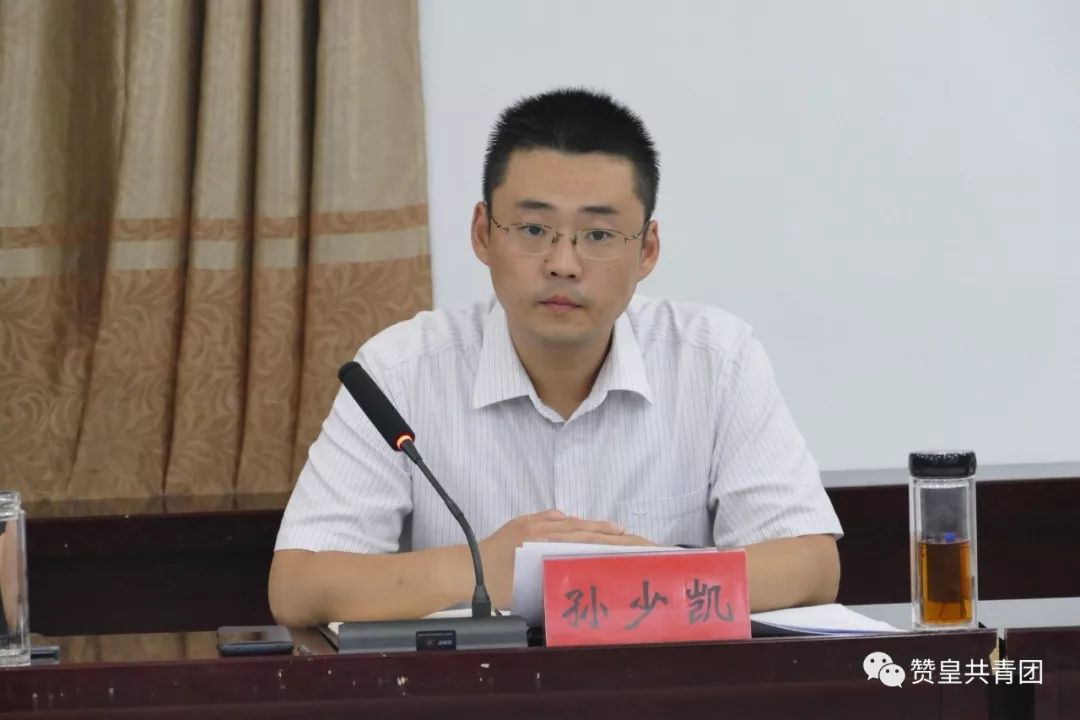 贊皇縣統(tǒng)計局新領(lǐng)導引領(lǐng)變革，鑄就輝煌成就